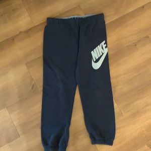 Women’s Nike sweatpants size small